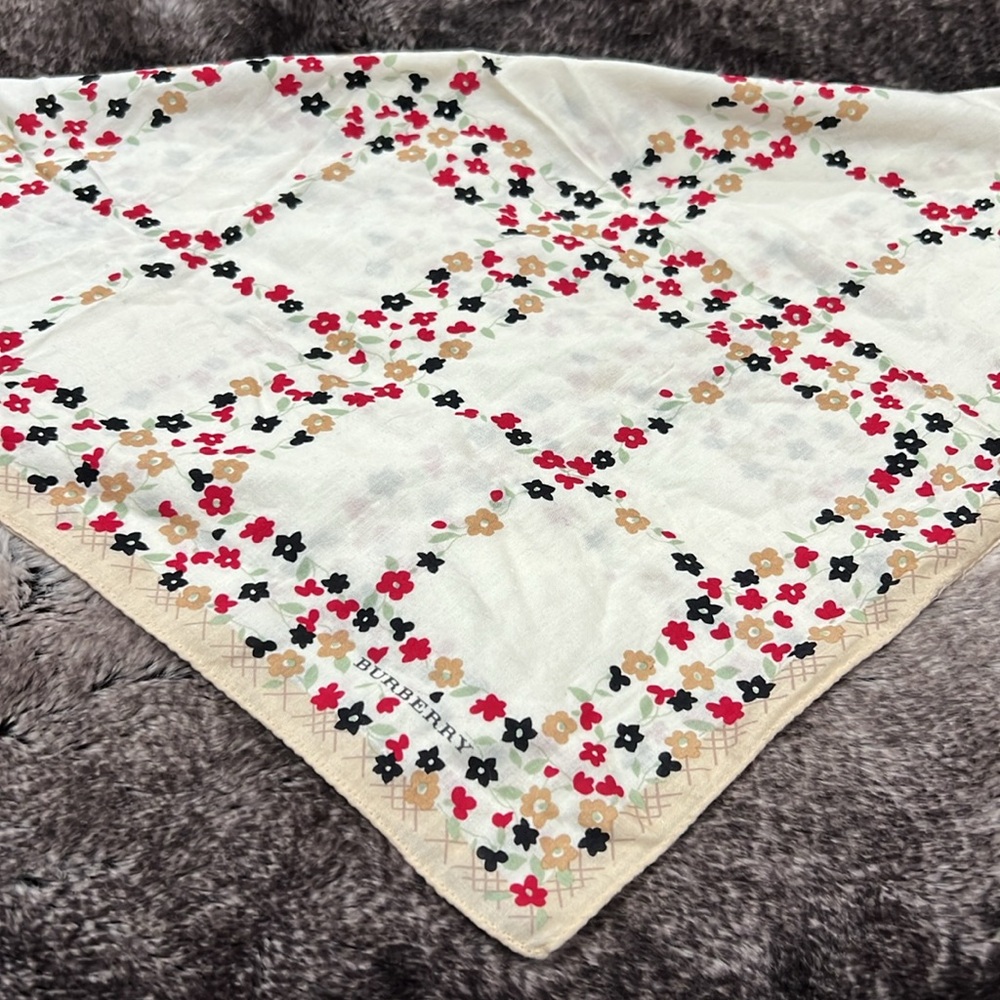 Burberry twilly scarf 19”X19”